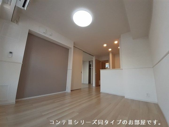 フルール彦根の居間