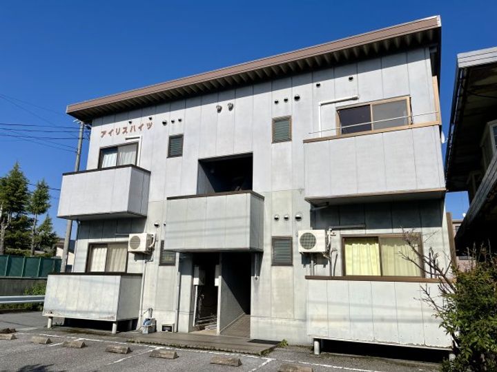 アイリスハイツ102の外観
