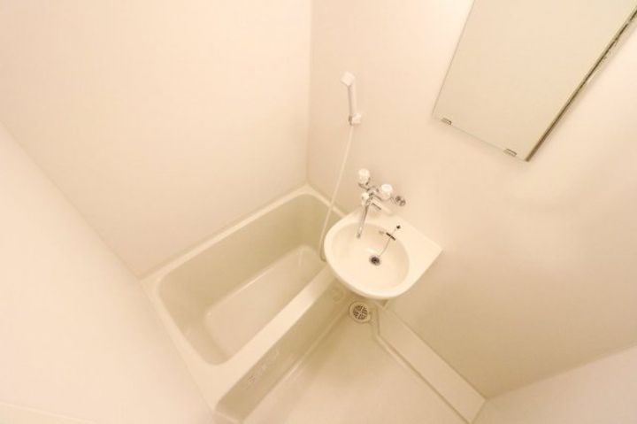 レオネクスト伊吹Ⅱ105の風呂