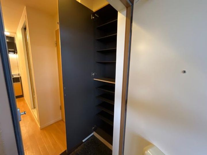 ピアリー コートの玄関