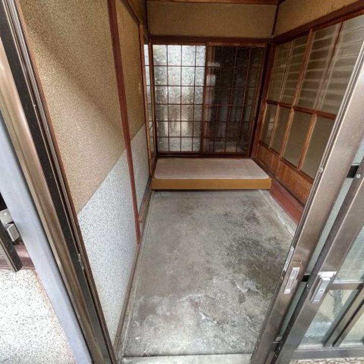 玄関