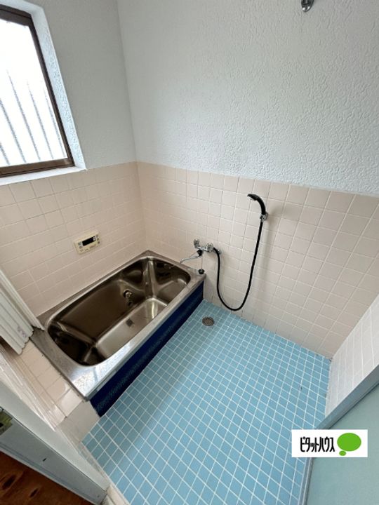 滋賀県湖南市柑子袋西4丁目(一戸建)の賃貸物件1の風呂