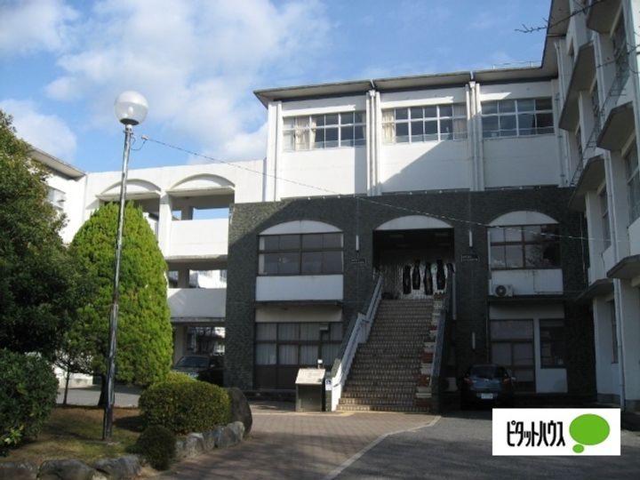 土山ヴィラ201の周辺