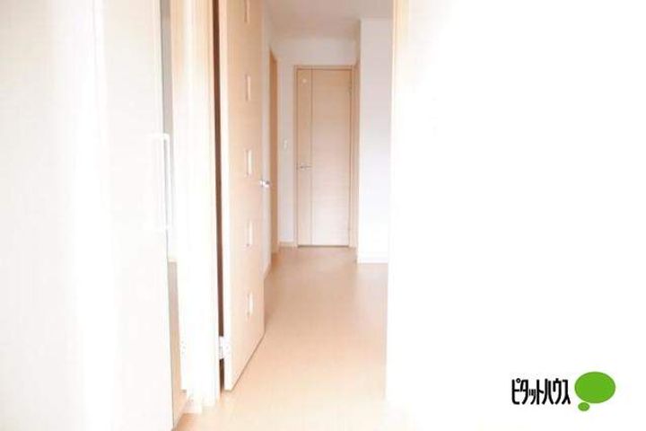 ヴァーサ レミィ−Aの玄関