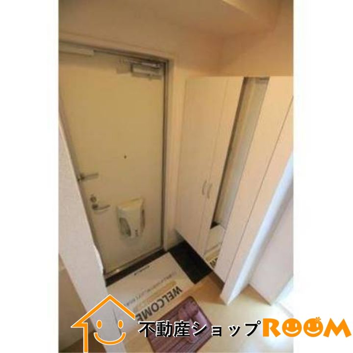 ヨーコーハイツの玄関