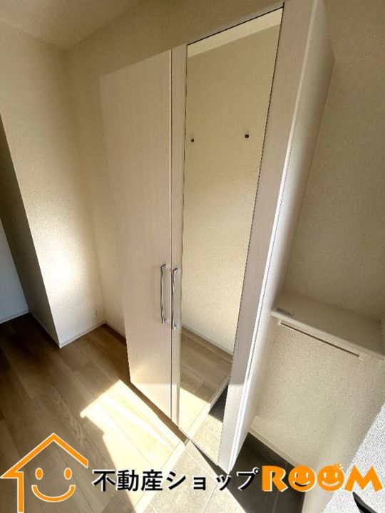 LUXORーT Ⅰ103の玄関