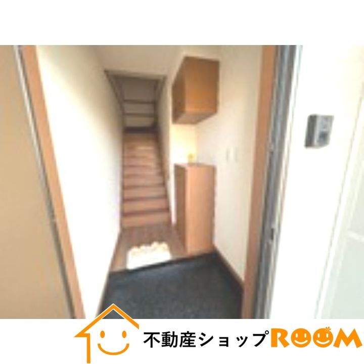 グランディール中広の玄関