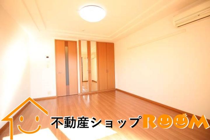 アシューレS・R207の内装