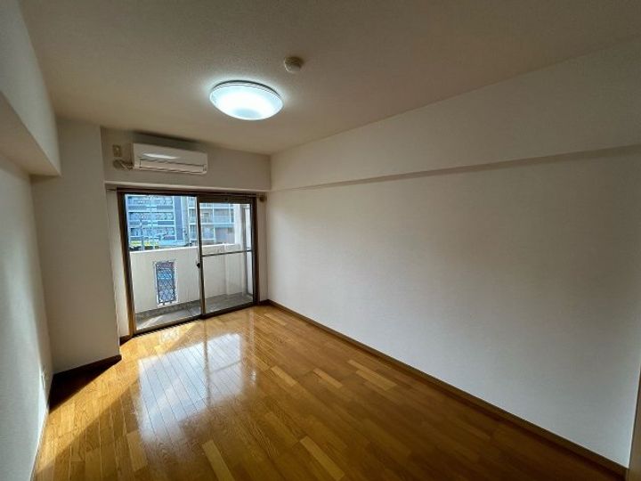 エンゼルコート清水の居間