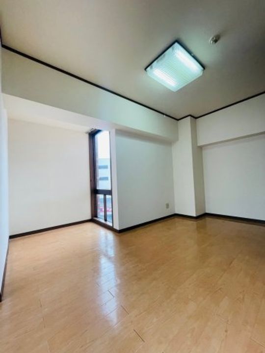 グレイス片野205の居間