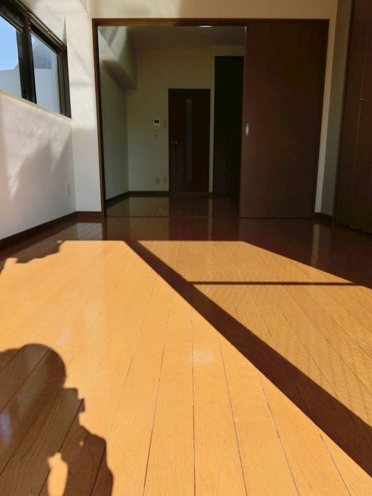 木下鉱産ビルの寝室