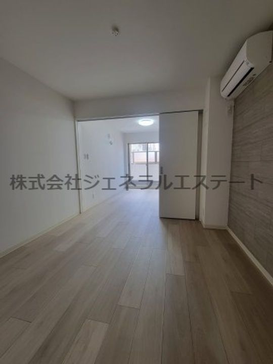 クリエオーレ明和の居間