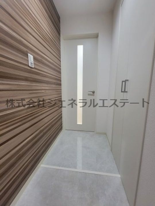 クリエオーレ明和の玄関