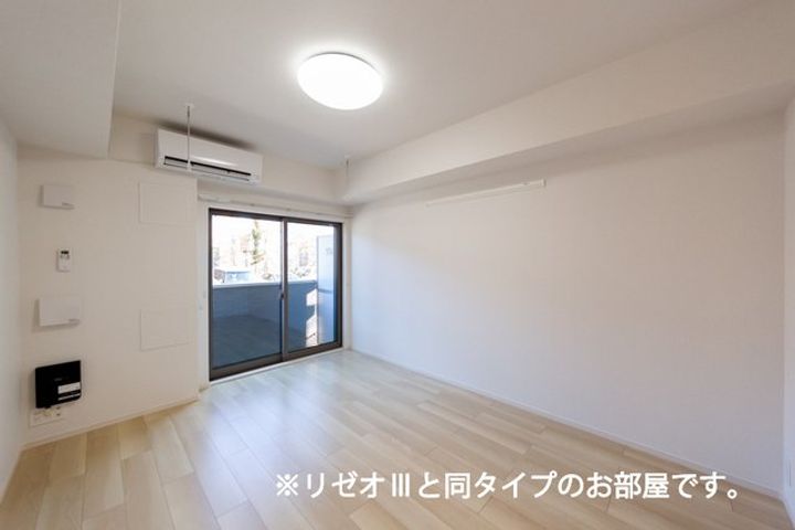 ヒカルサ枚方村野の内装