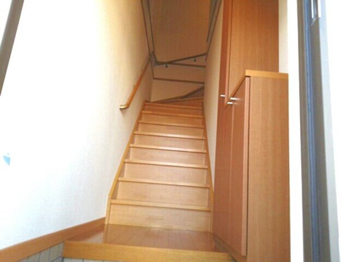 ボナ−ルハイツの玄関