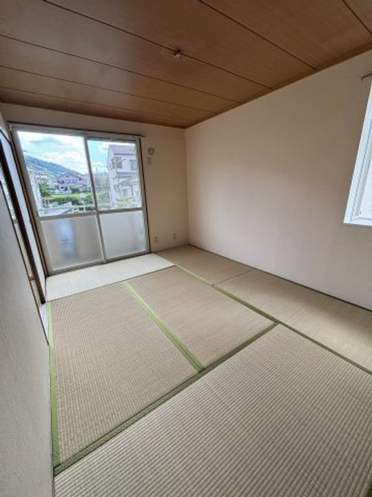 K.ひるさいどてらすAの内装