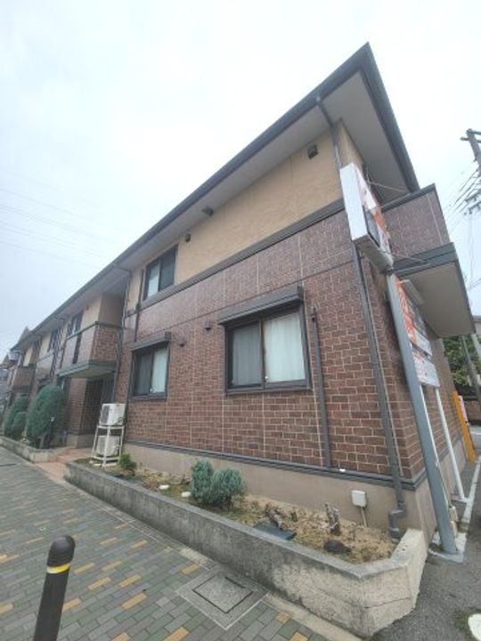 ラカーサ大久保の外観