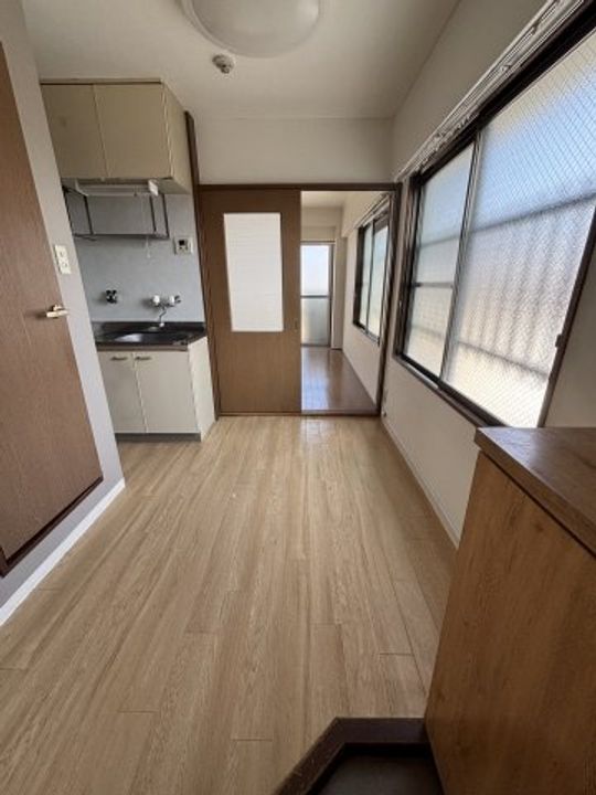 大和田ハイツの玄関