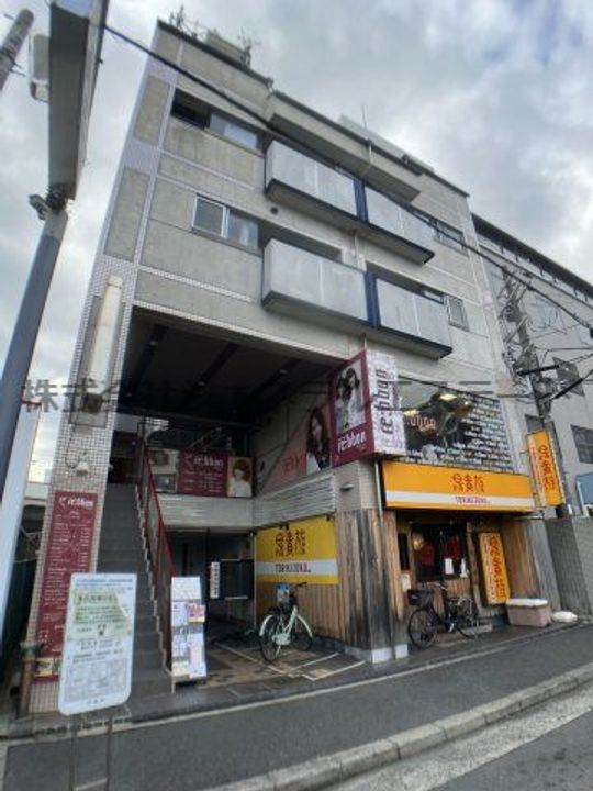 ドムス門真の外観