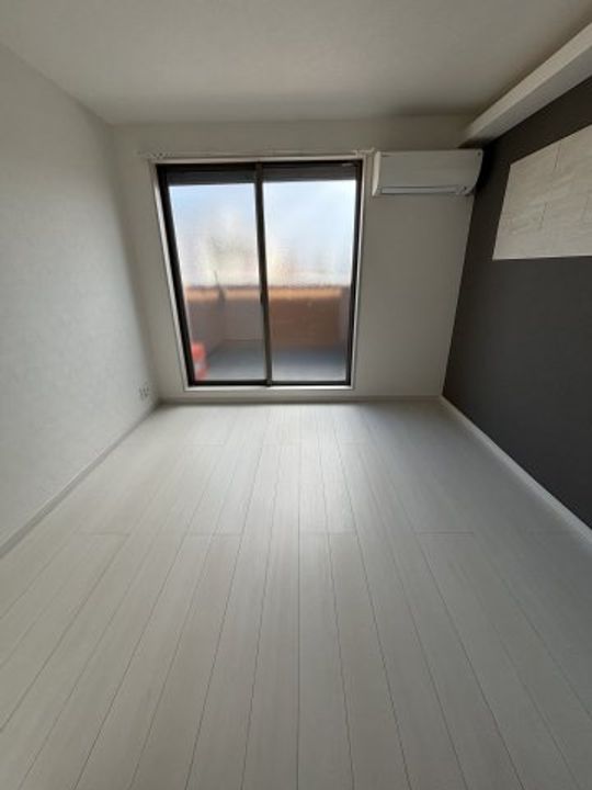 L-BASE藤田町302の内装