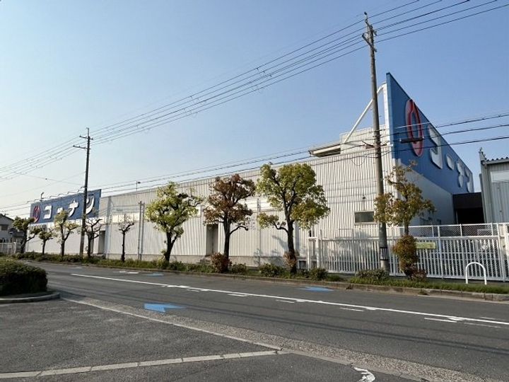 アルカンシェルの周辺
