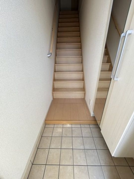 サニーレジデンスA棟の玄関