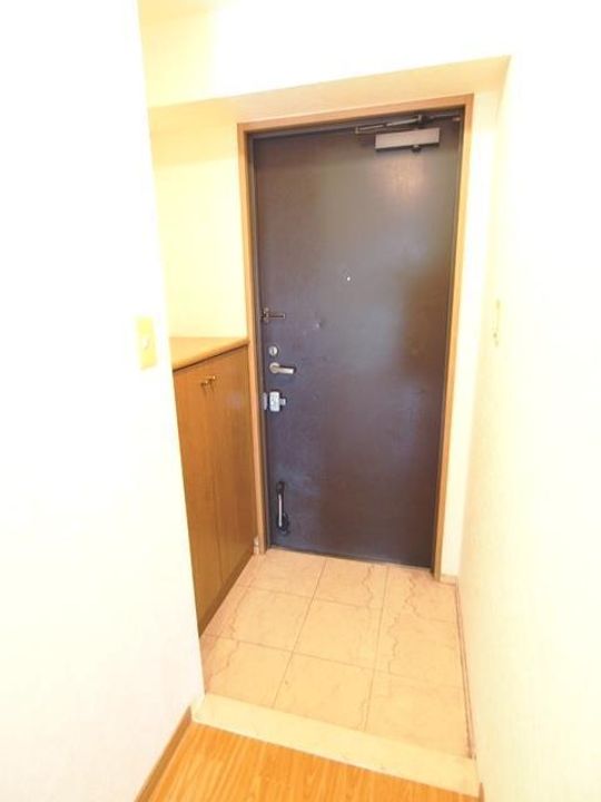 ベルデフラッツ守口SOUTHの玄関