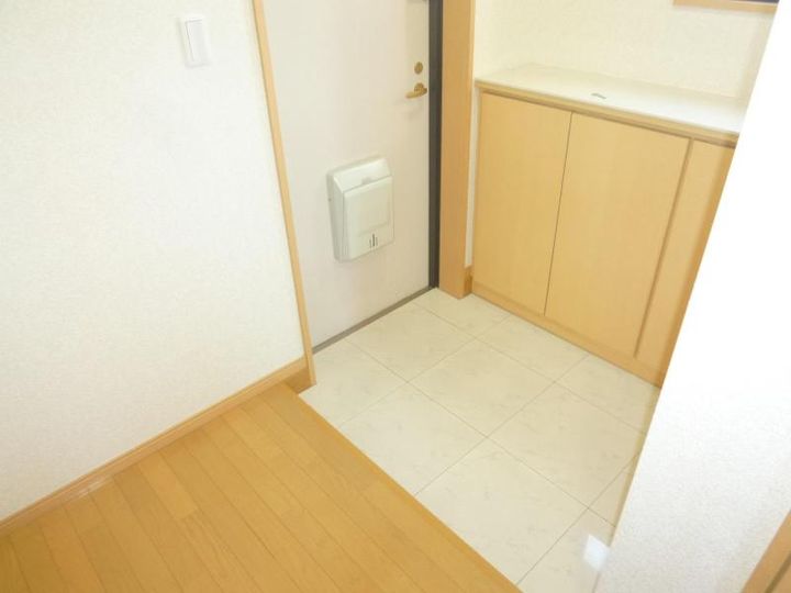 TPCⅥ105の玄関