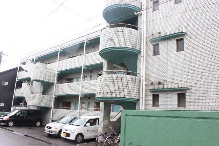 青南ハイツ203の外観