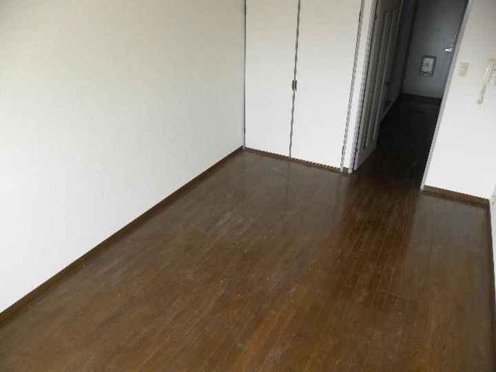ステーションコート311の内装