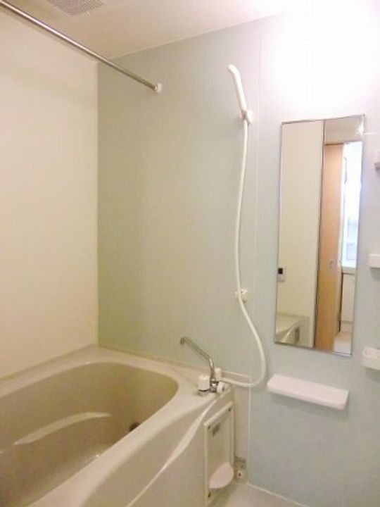 エバーグリーン 綾の風呂