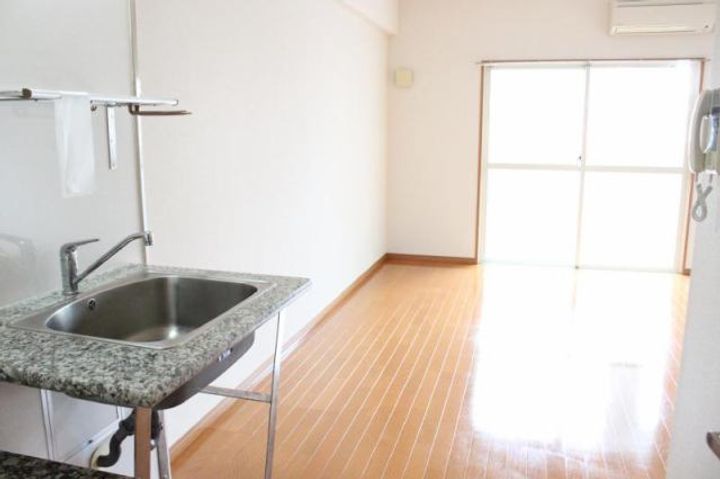 アリュール・アイ503のキッチン