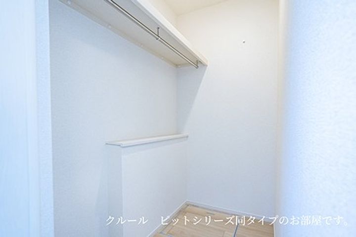 アステル・カロンのその他画像