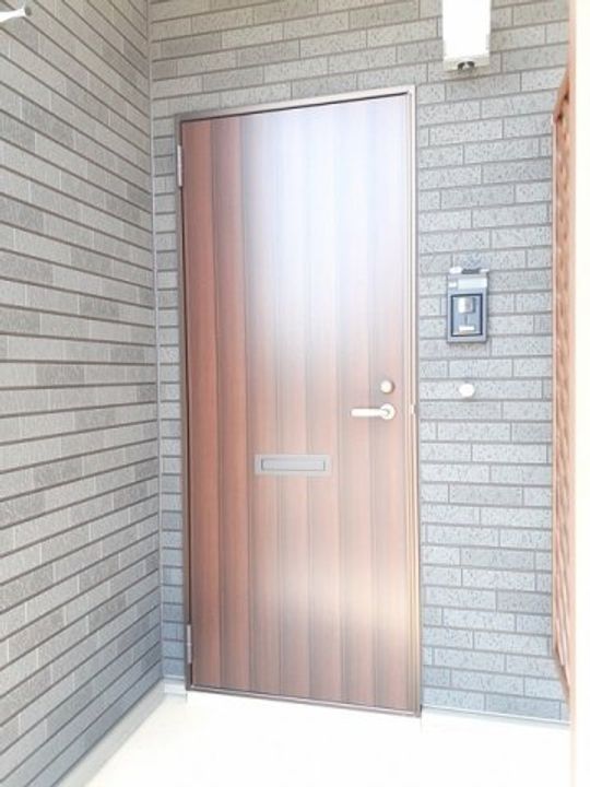 グランブルー高鍋 Aの玄関