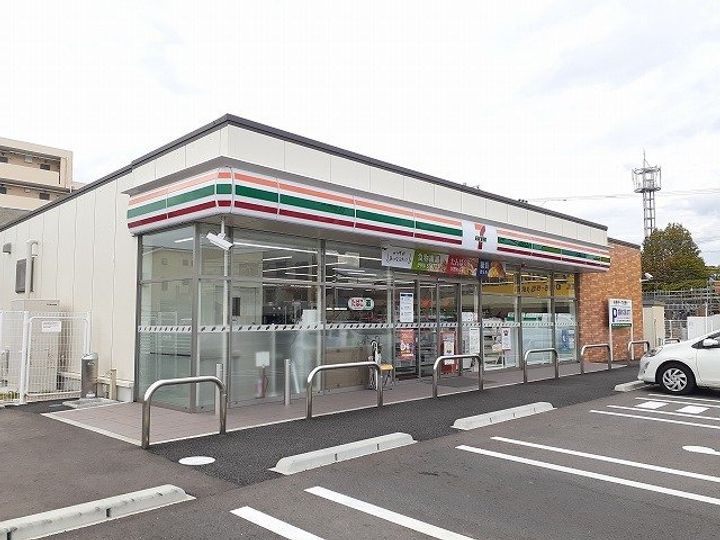 ボンヌジュルネの周辺