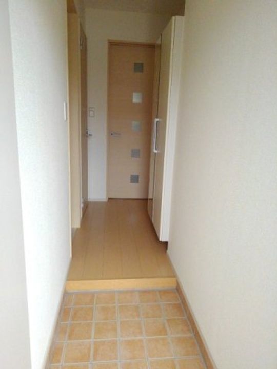 センチュリーハウスの玄関