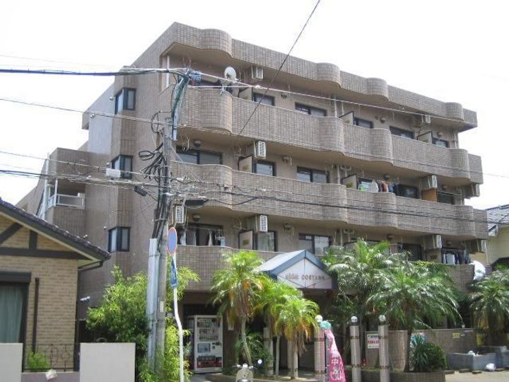 コスタ吉村414の外観