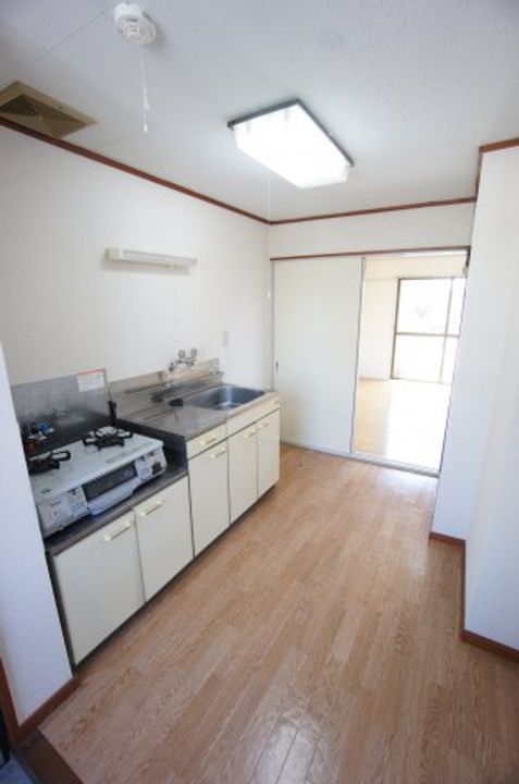 マンション黒崎203のキッチン