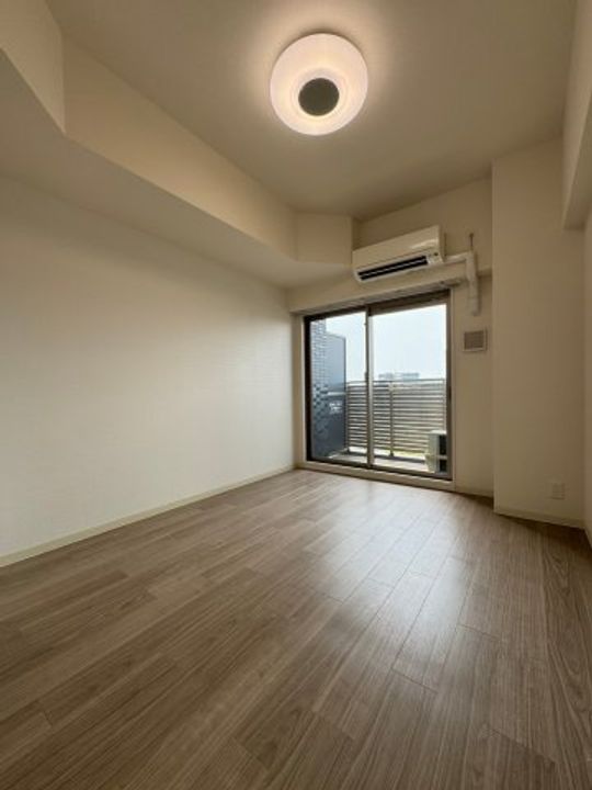 プレサンス新栄リベラの居間