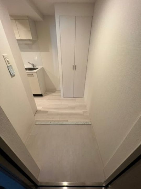 エスリード大須デュオの玄関