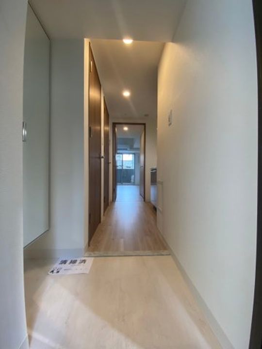 エスリード栄ラ・ヴィの玄関