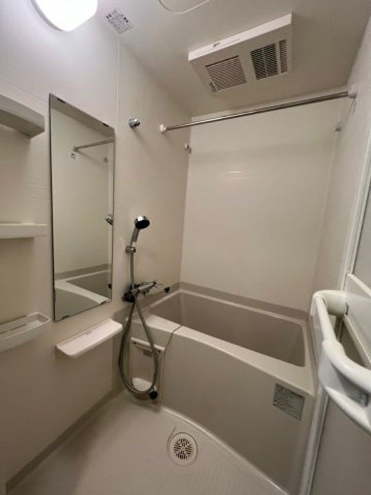 プレサンス栄ライズの風呂