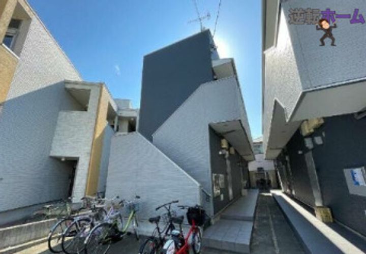 コンフォート 鈍池(コンフォートニブイケ)の外観