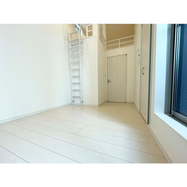 コンフォート 鈍池(コンフォートニブイケ)の居間