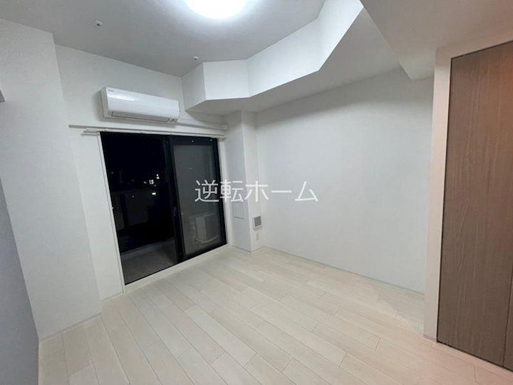 メイクス今池PRIMEの居間