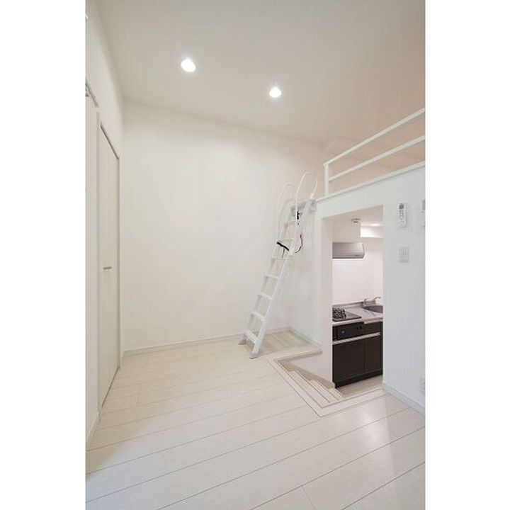 ラフェリオ Ⅱ(ラフェリオツー)の内装