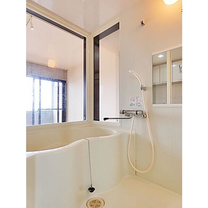 ラクロア801の風呂