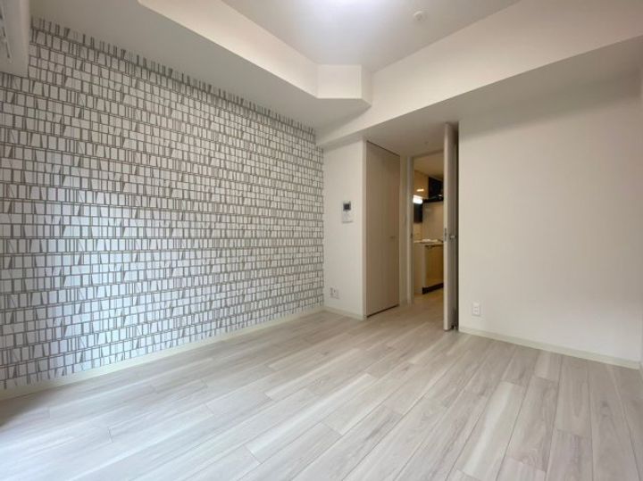 プレサンスSAKAEフロントの居間