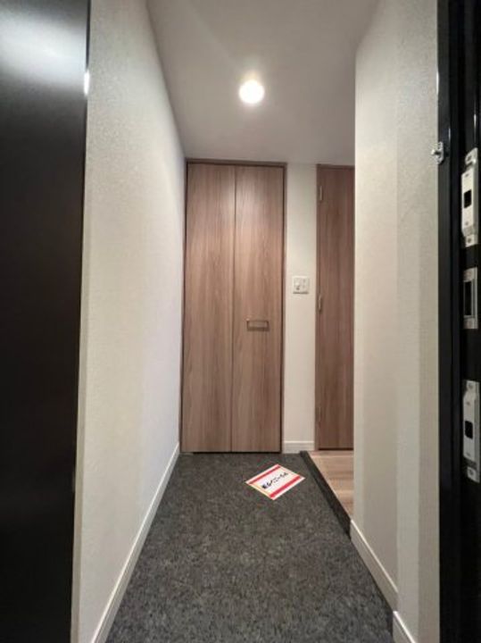 プレサンス池下トレスの玄関