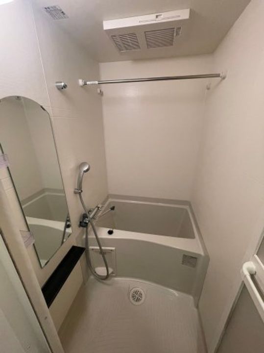 プレサンス丸の内アデルの風呂